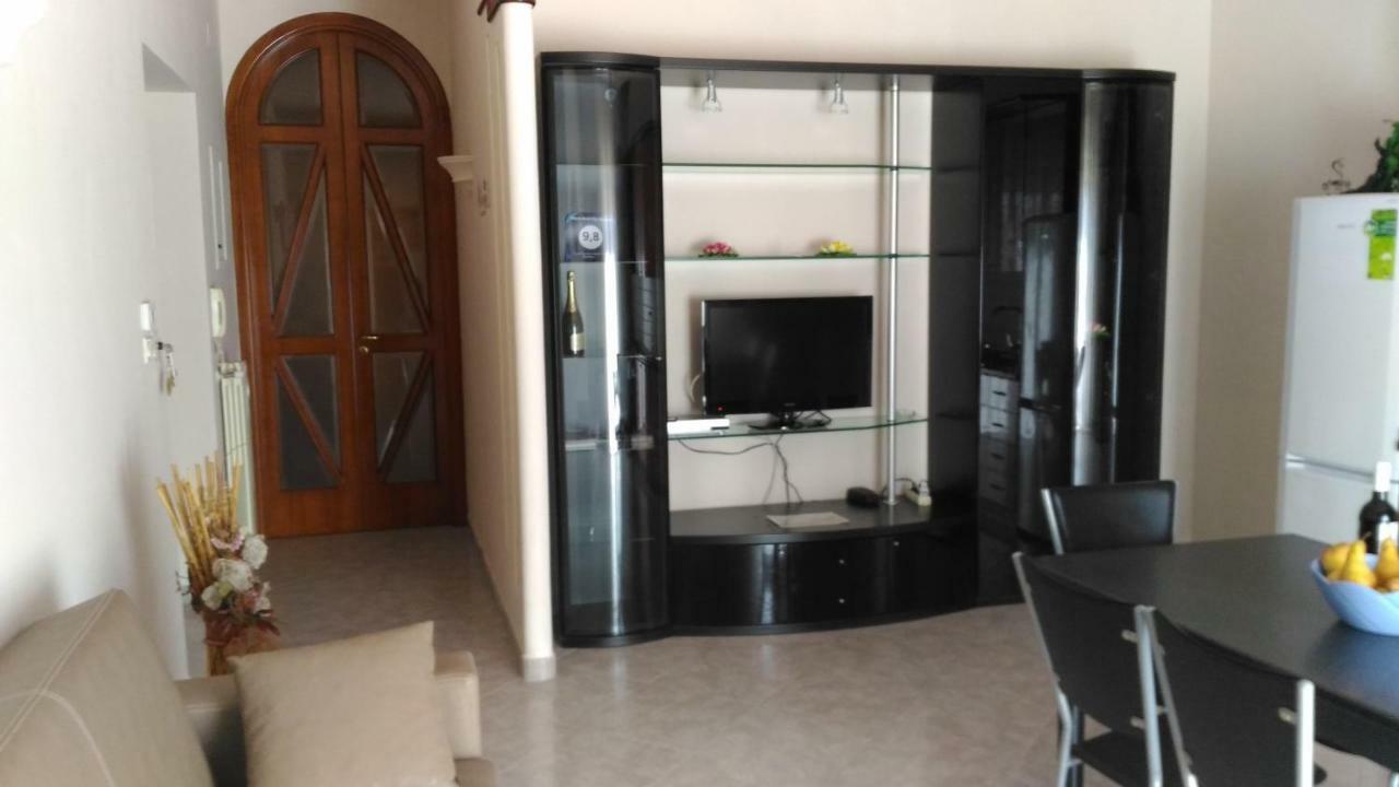 Mare And City House Manfredonia Bagian luar foto