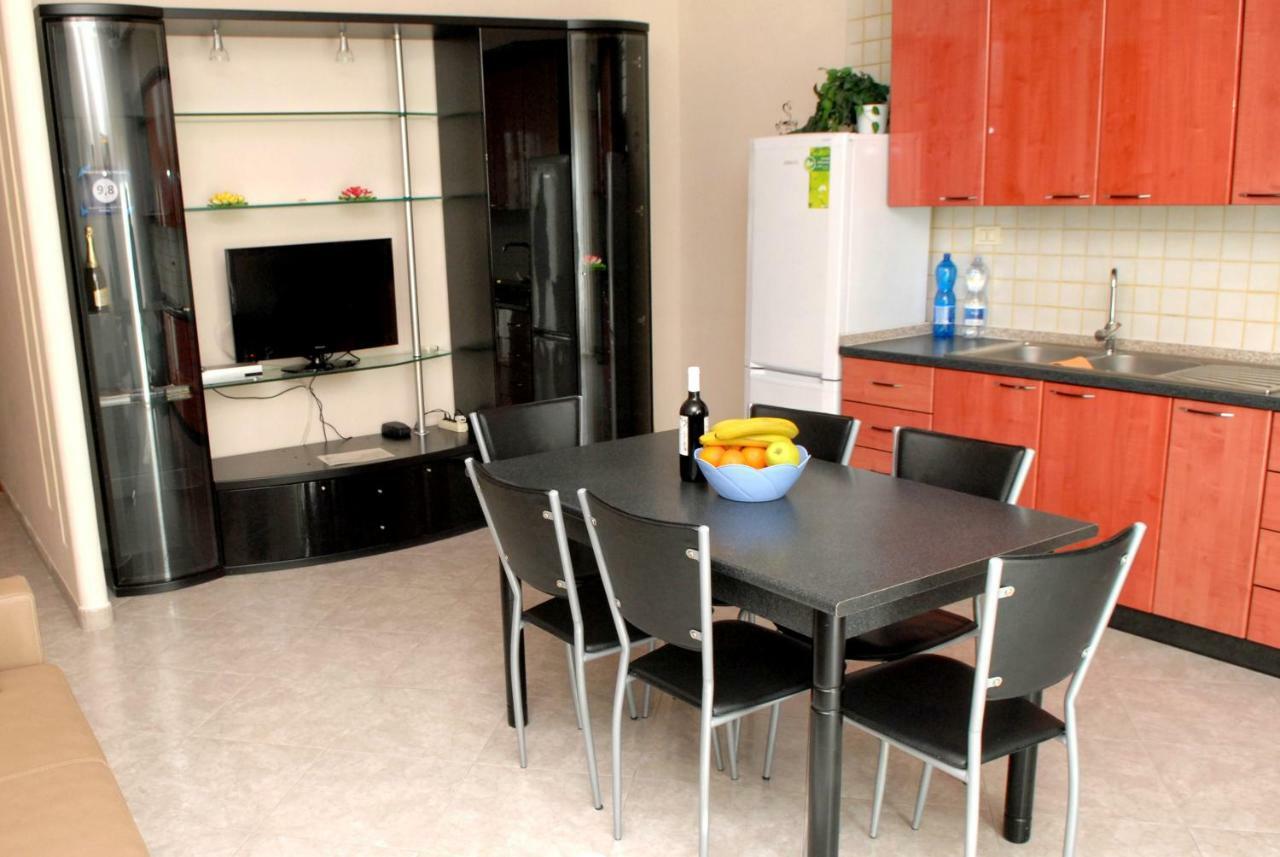 Mare And City House Manfredonia Bagian luar foto